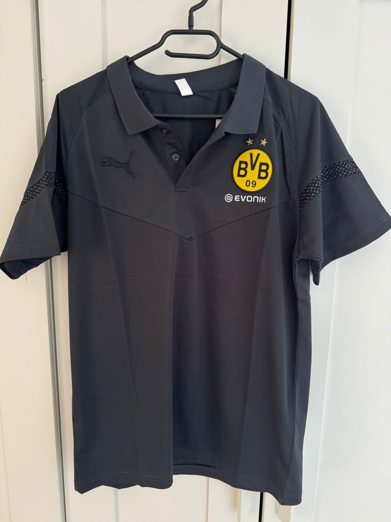 Tricouri : Ajax × Stone Island și Borussia Dortmund
