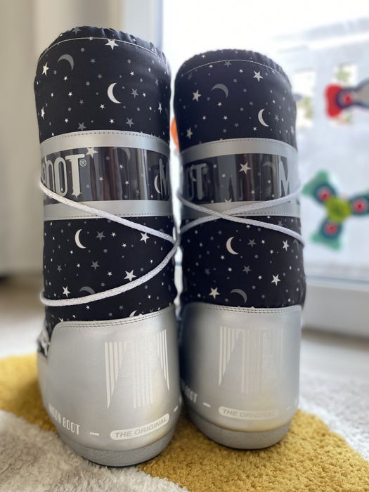 Ботуши Moon Boot