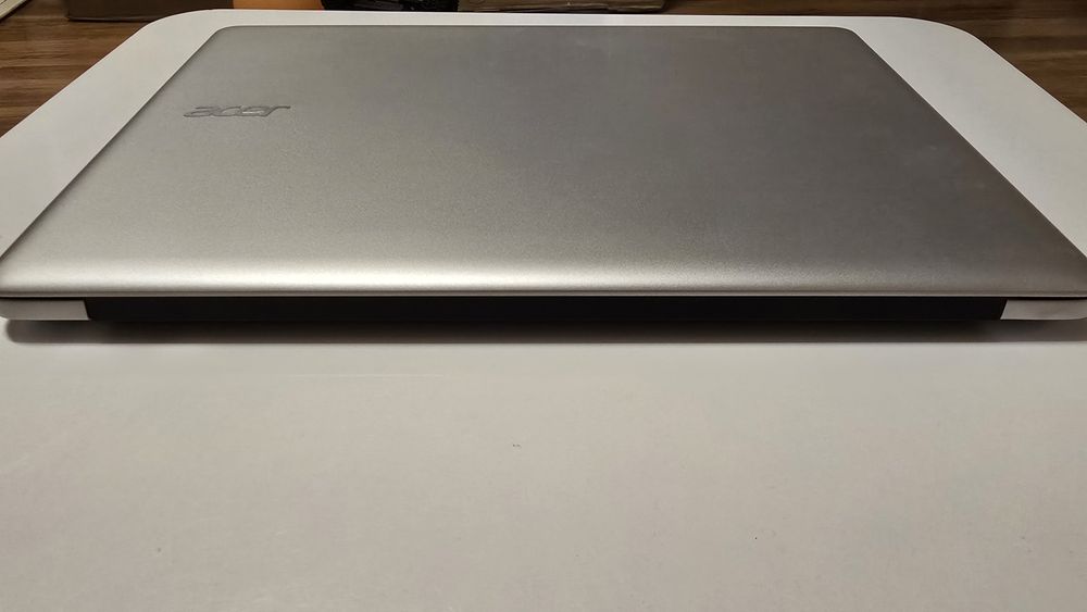 Лаптоп ACER Swift 3