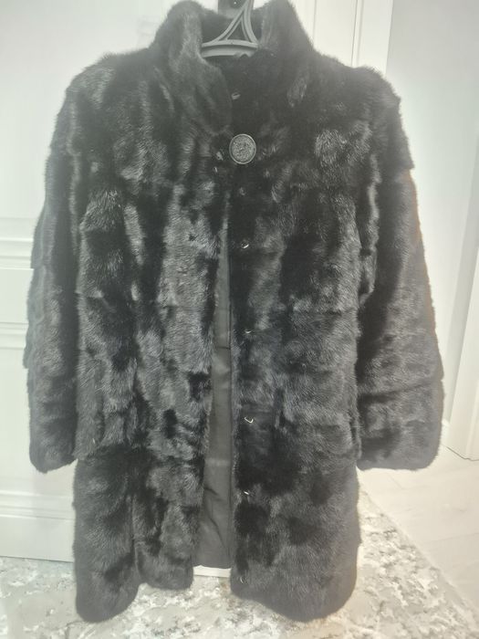 Продам норковую шубу