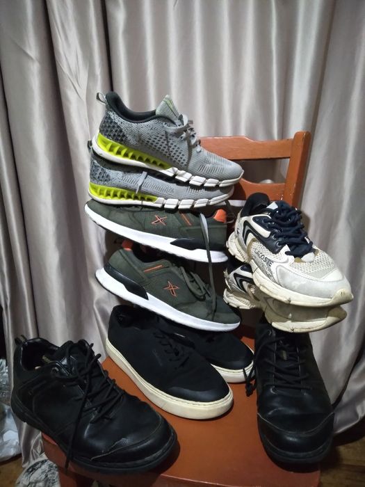 Продам кроссовки и обувь  мужские недорого