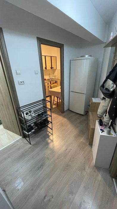 Închiriez Apartament cu o Cameră