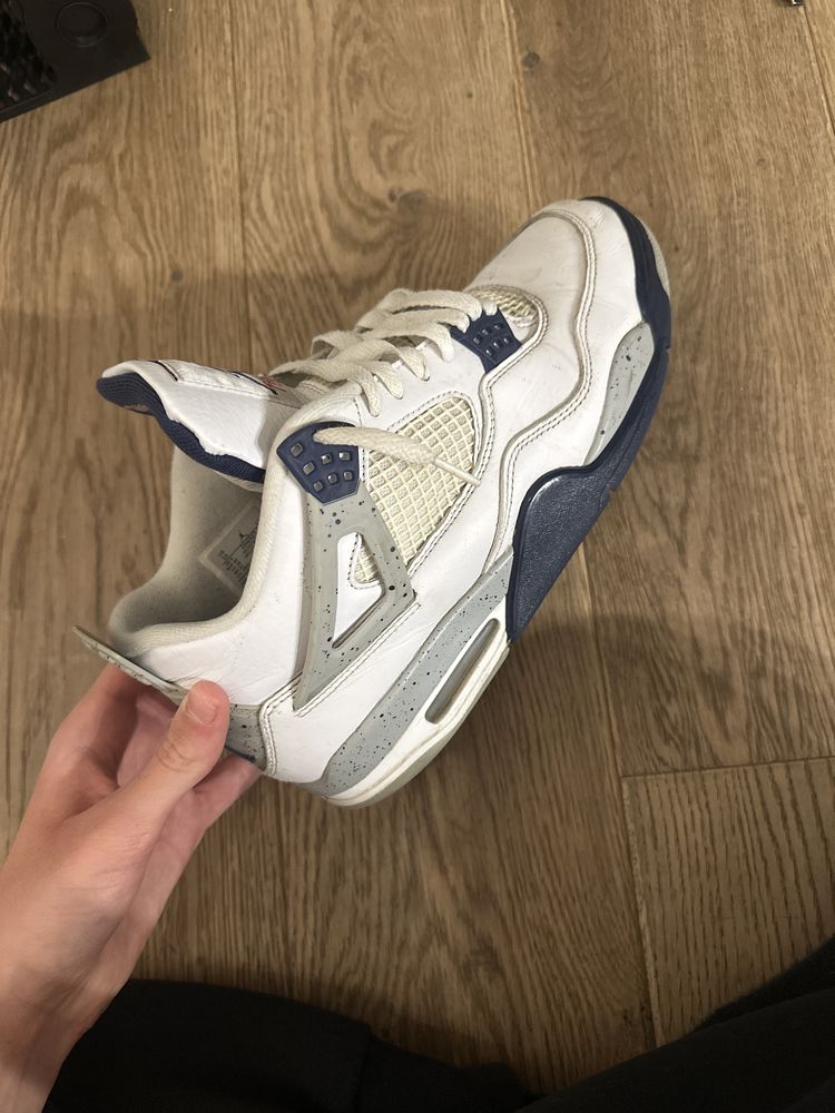 Jordan 4 midnight navy