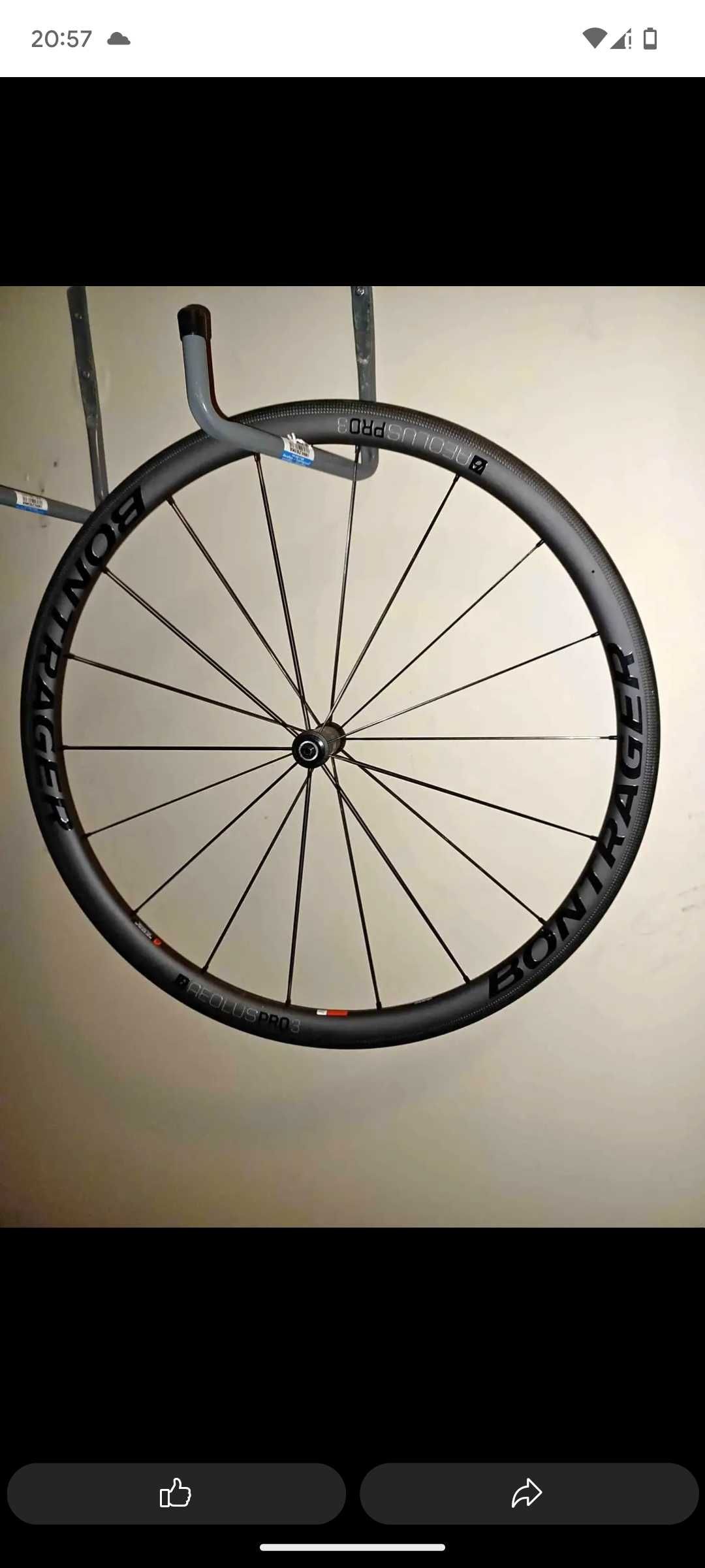 Rotă fată Bontager Aeolus pro3 carbon tubeless ready