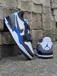 New b  și Air Force 42