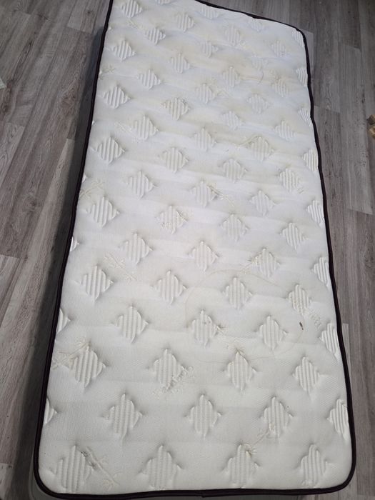 Матрас бу 90*200
