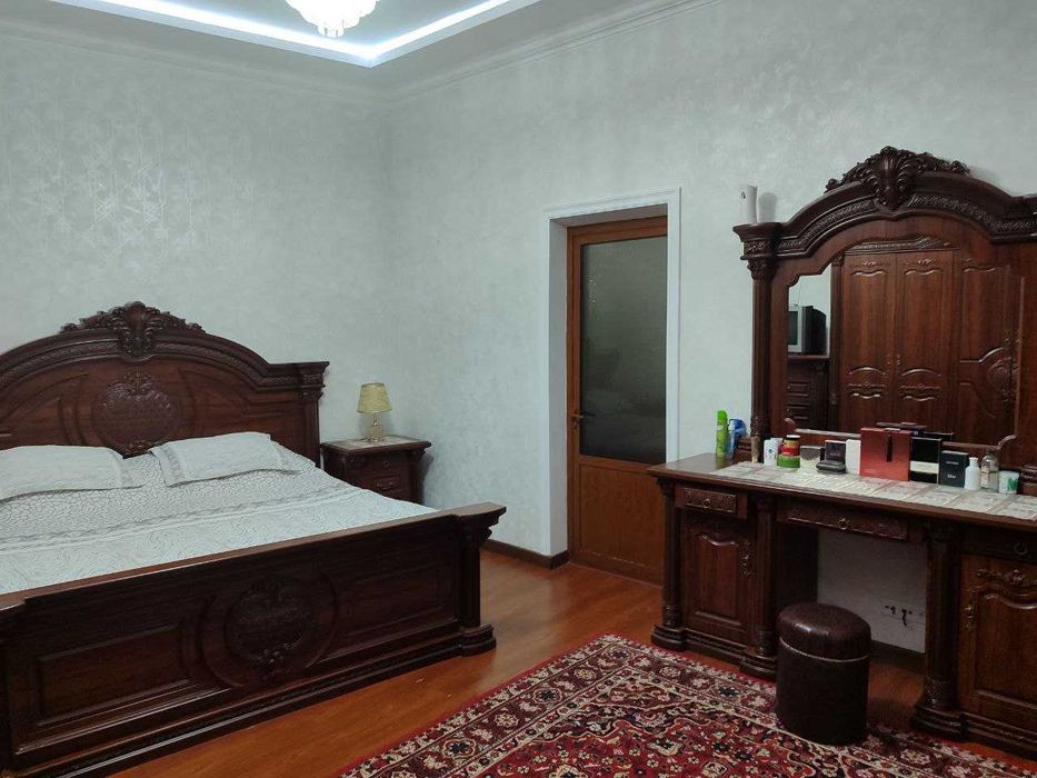 Уй сотилади 6 сотих 7 хона