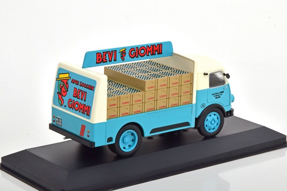 Macheta OM Leoncino 1957 camion transport bauturi - IXO/Altaya 1/43