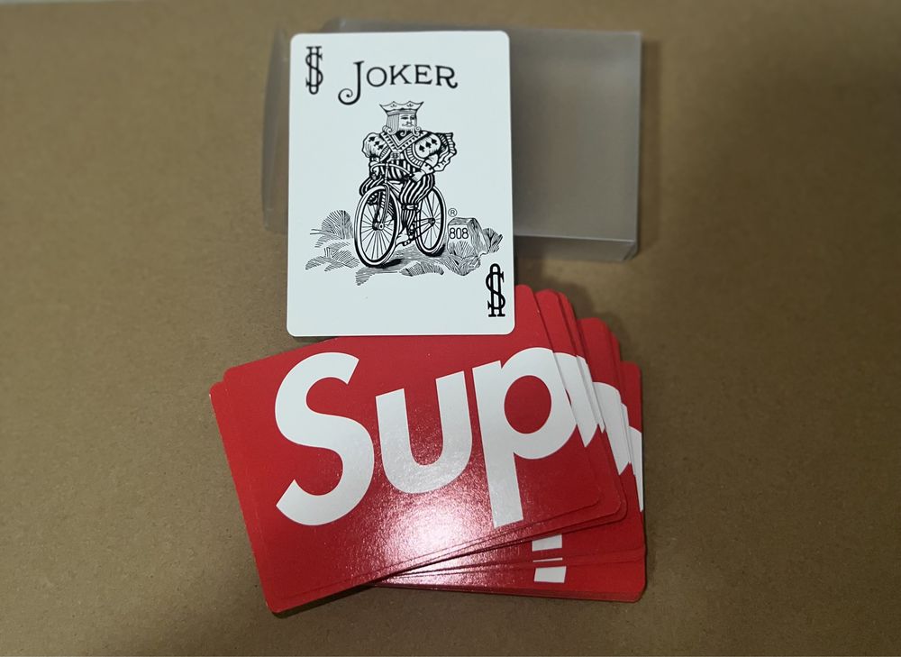 Supreme Cards | Red