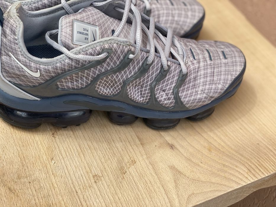 Vand urgent  nike vapor max plus marime 43