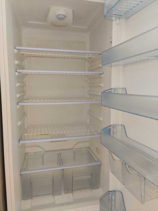 vand combina frigorifica arctic, utilizata, stare foarte buna, 750 lei