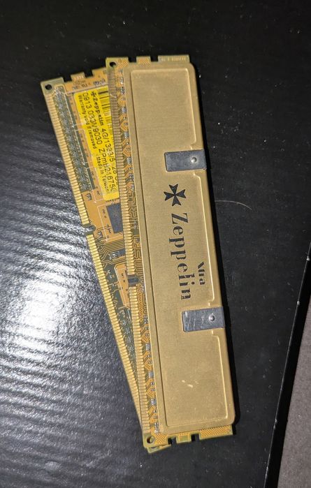 ОЗУ 8гб 4*2 ddr3 zeppelin