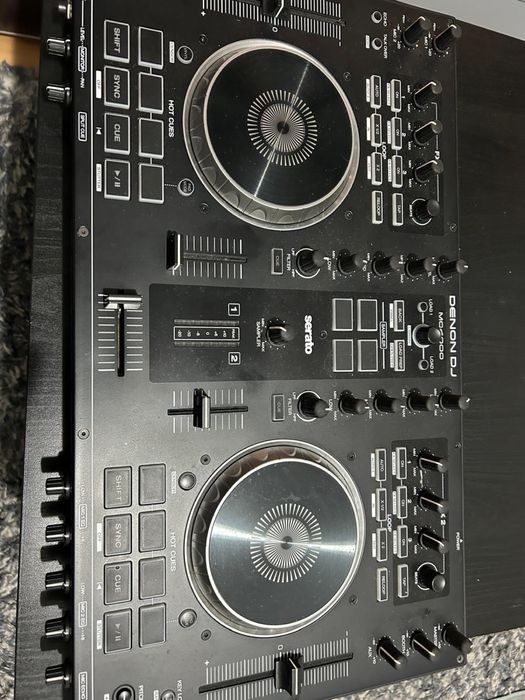 Consola DENON DJ