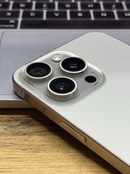 iPhone 15 Pro Max (1 ТБ) в рассрочку от $128 в месяц