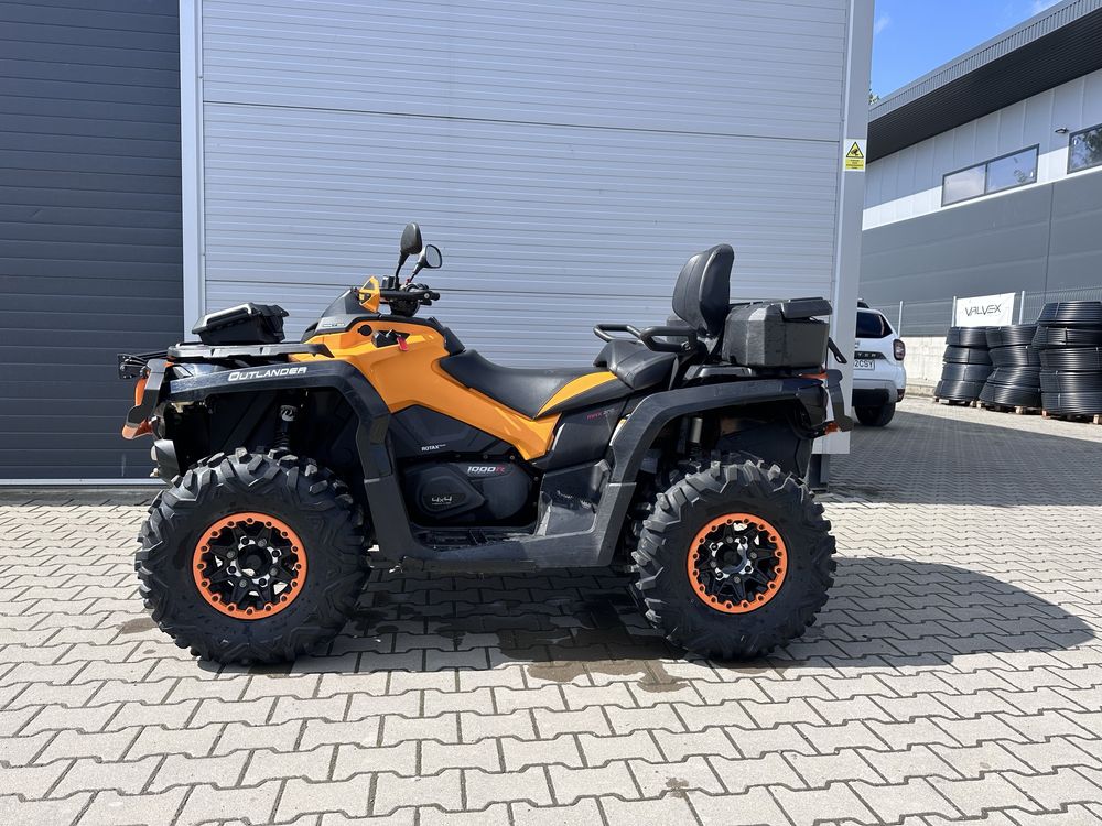 CanAm 1000R 92 cp,2016