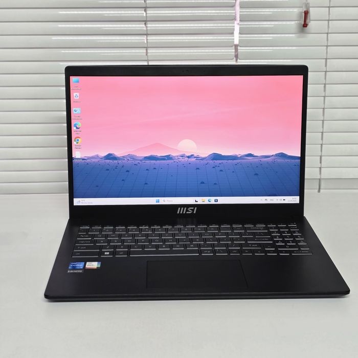 Ноутбук MSI Laptop 15