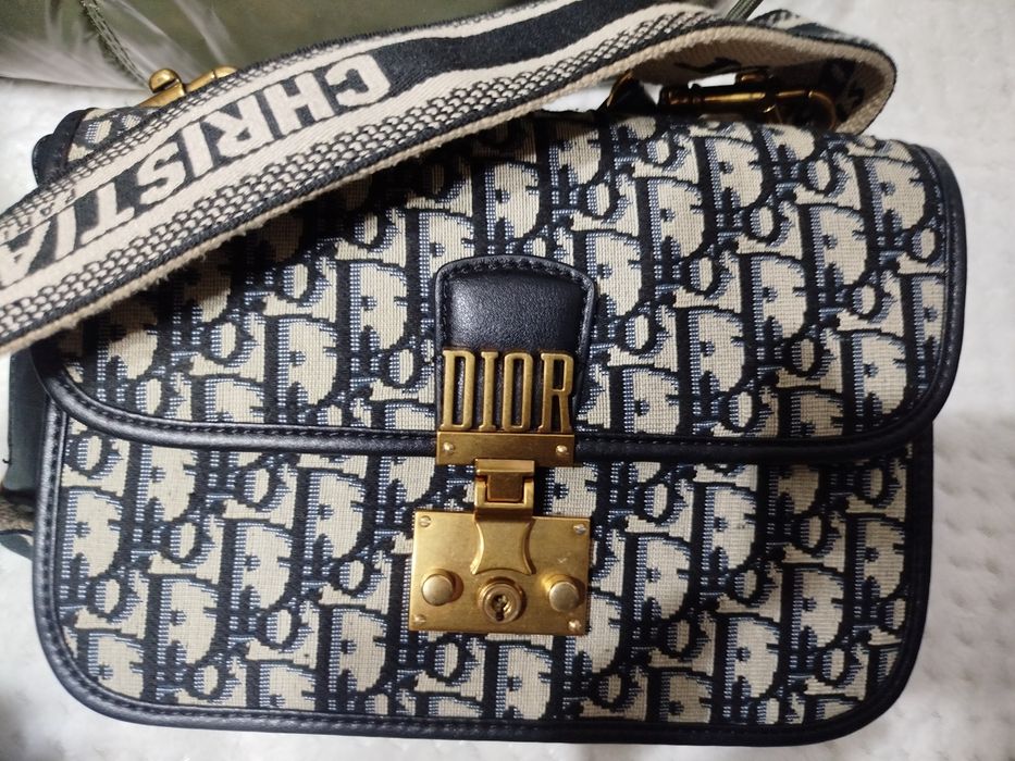 Дамски чанти 10-50 лв