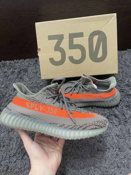 Yeezy 350 V2 Beluga