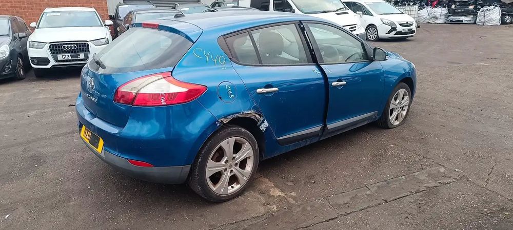 Dezmembrari / Dezmembrez Renault Megane 3 1.6 K4M (858) cutie viteze manuală K4M(858) cod culoare TERNA