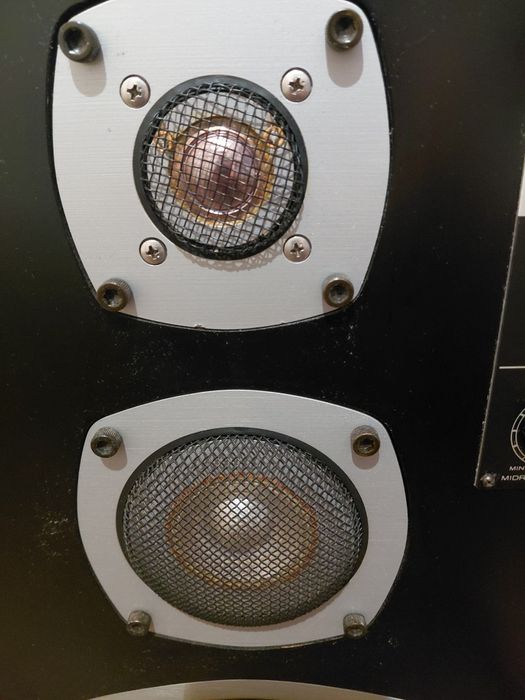 Тонколони Hitachi HS 530