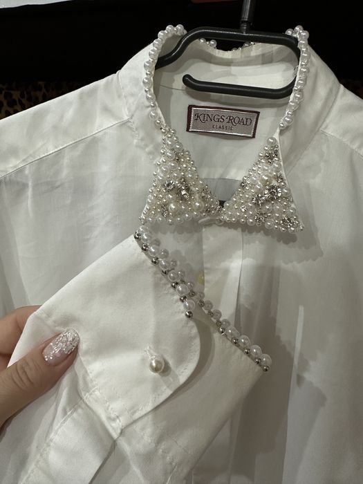 Camasa over size dama , lucrat manual pietre