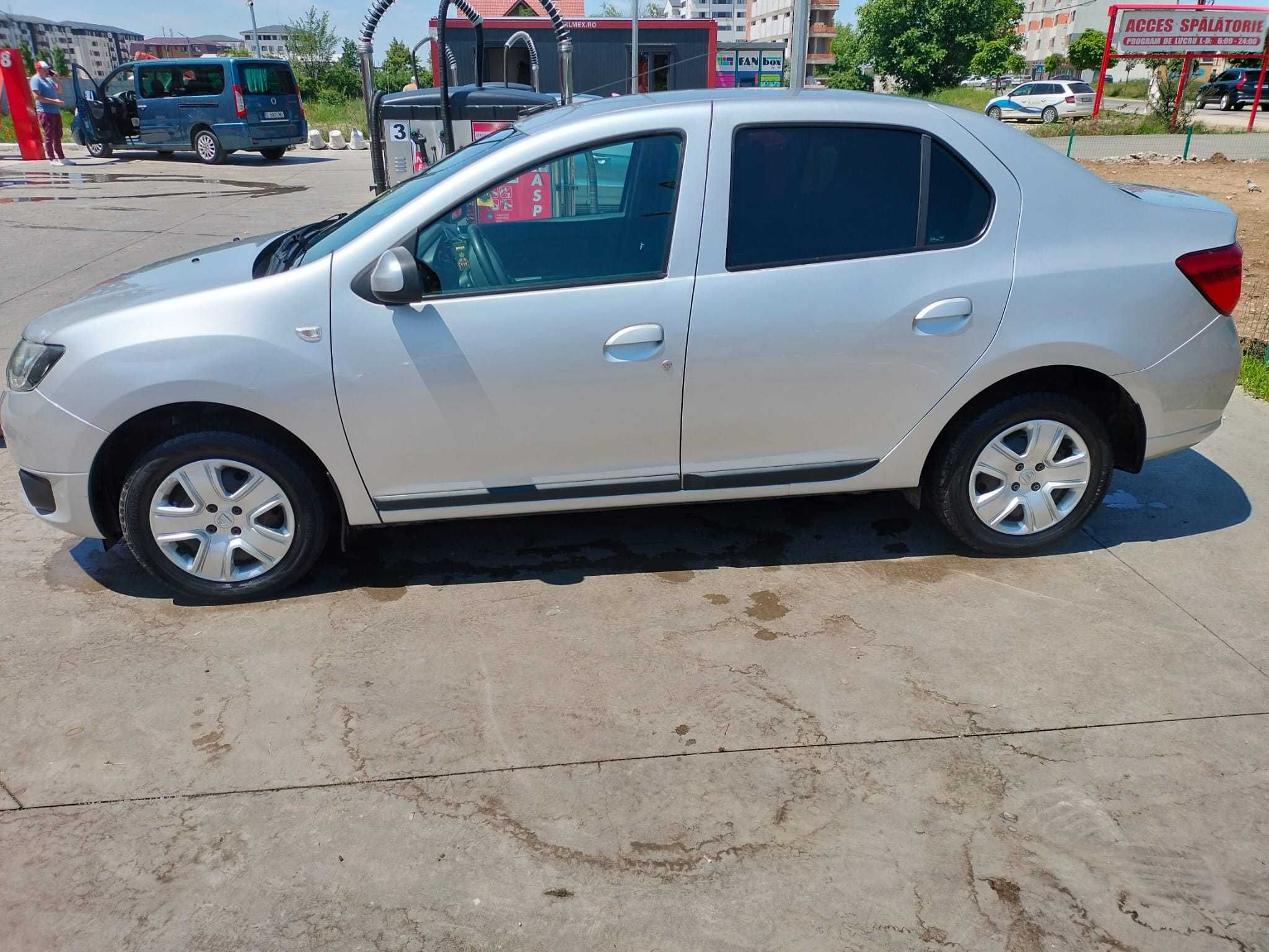 Vand Dacia Logan 2013 - motor 1.2 benzina+gpl