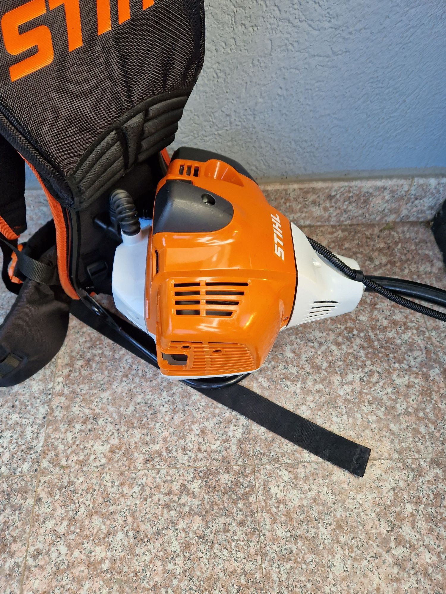 Stihl motocoasa pe benzina