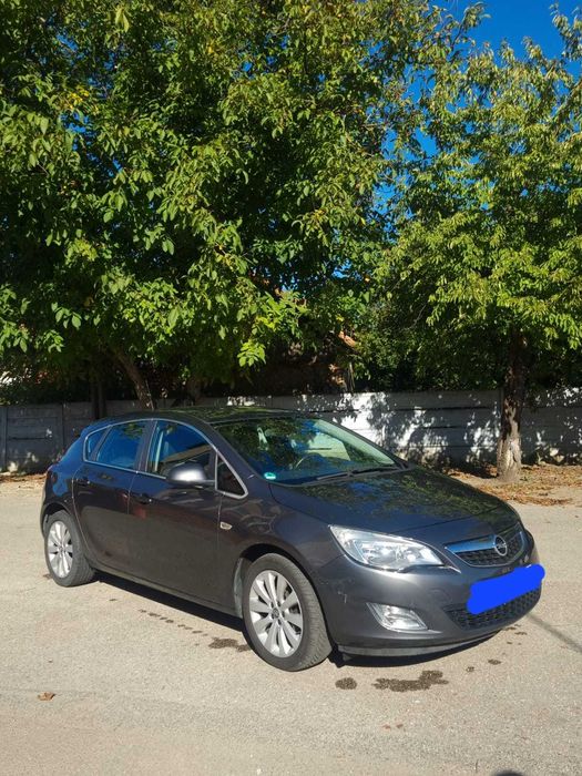 Opel Astra J 2010 1.3 Benzina