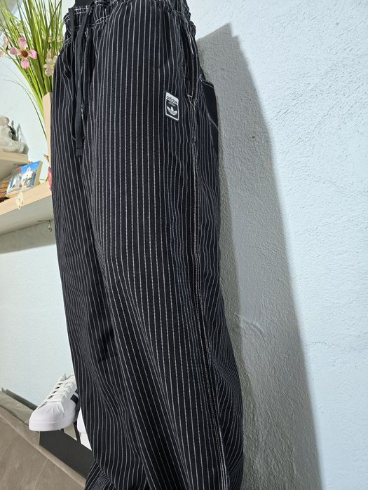 Pantaloni bumbac barbati Adidas Originals Graphic Lo
