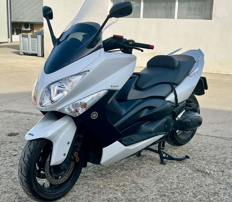 Scuter Yamaha T max 500