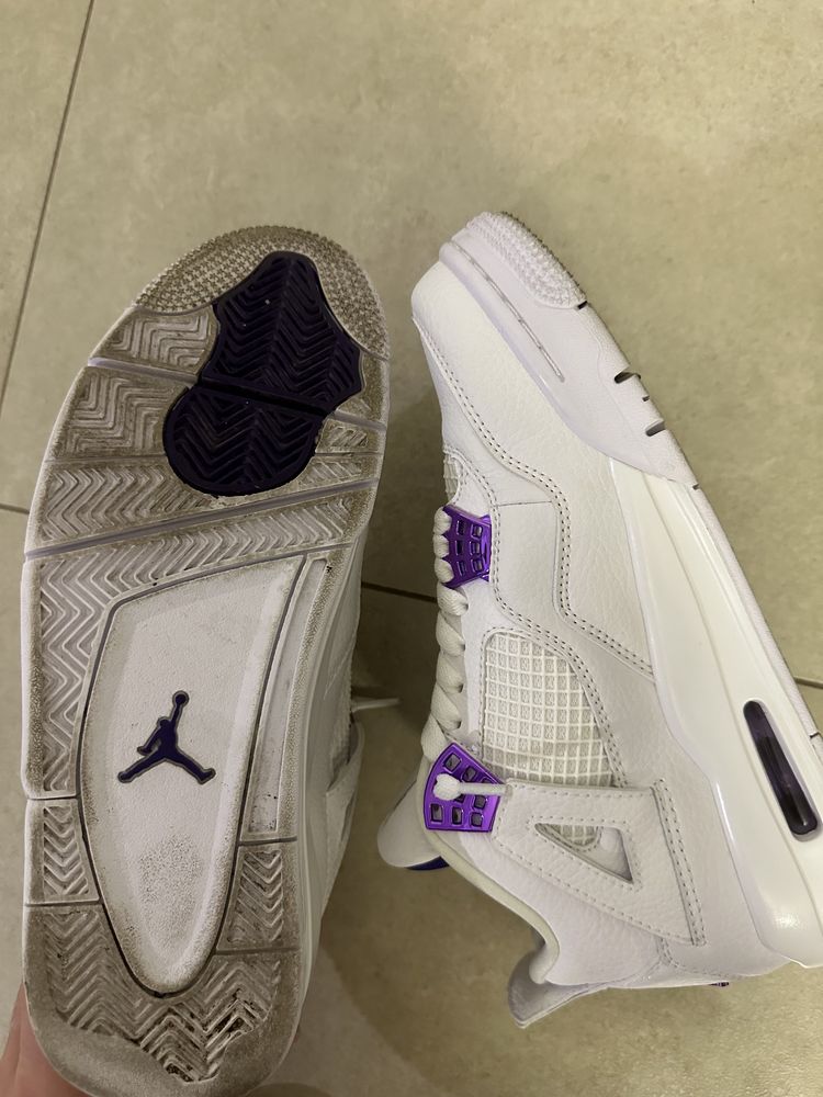 Jordan 4 metallic purple+ tag stockX si shields CADOU