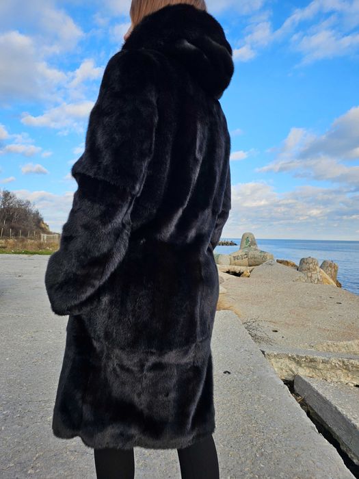 Отстъпка Палто от норка Black Nafa Italy