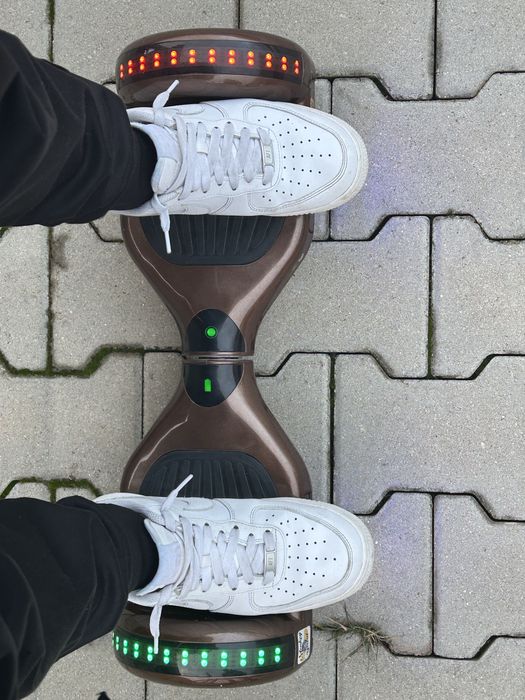Vand hoverboard in stare foarte buna
