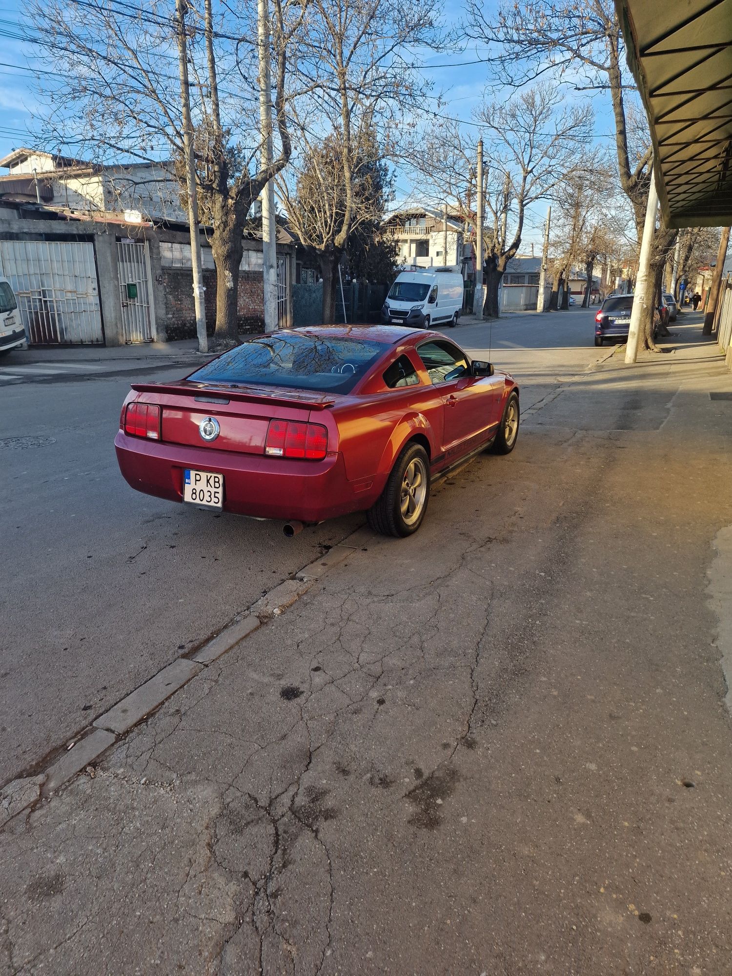 Vand ford mustang 4.0i automat