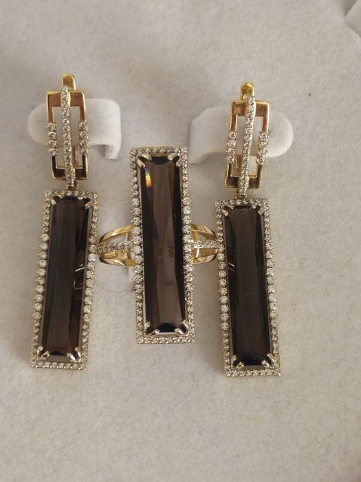 Продам новый золотой набор 585пр. Италия