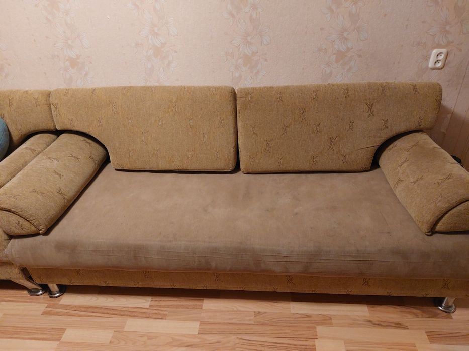 Диван для гостинной