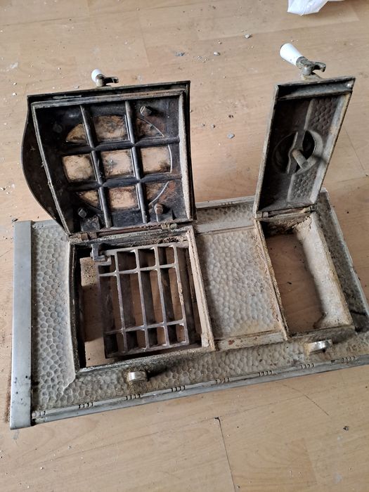 Vind usă soba stare buna