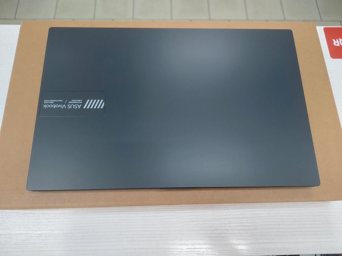 Новые Asus (Core i3-N305, 8 ядер, 8 Gb DDR5)