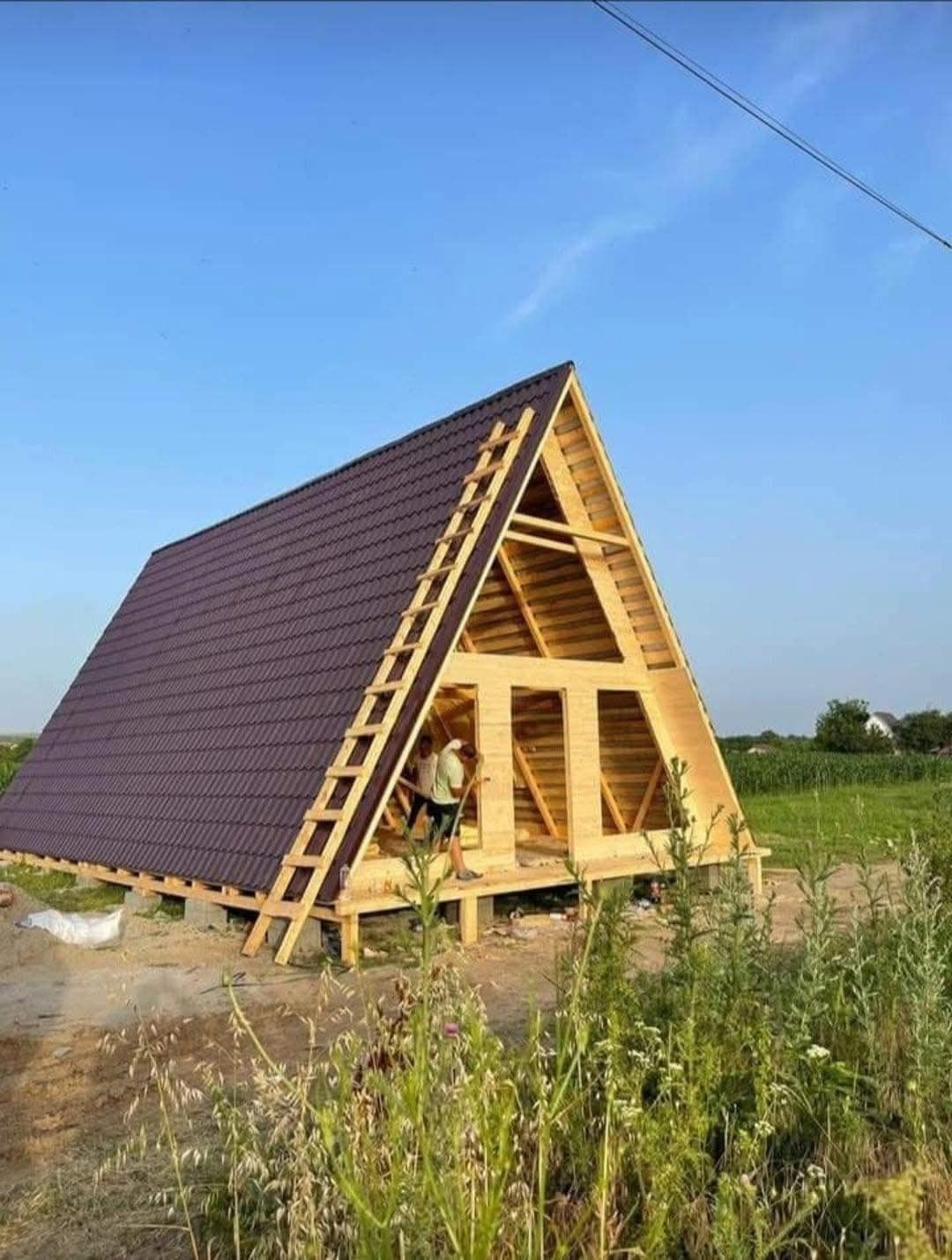 Vand casa din lemn, o cabana, un foișor sau o casuta de vacanta,,, sun