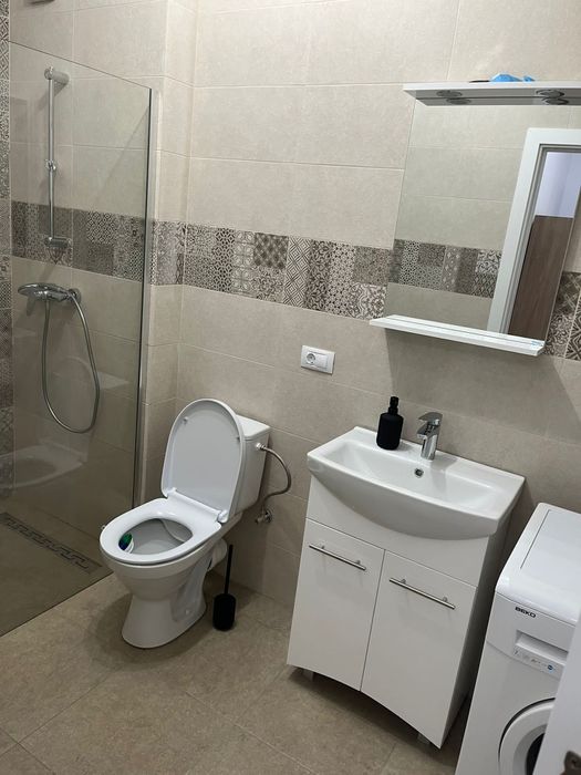 2 camere de închiriat