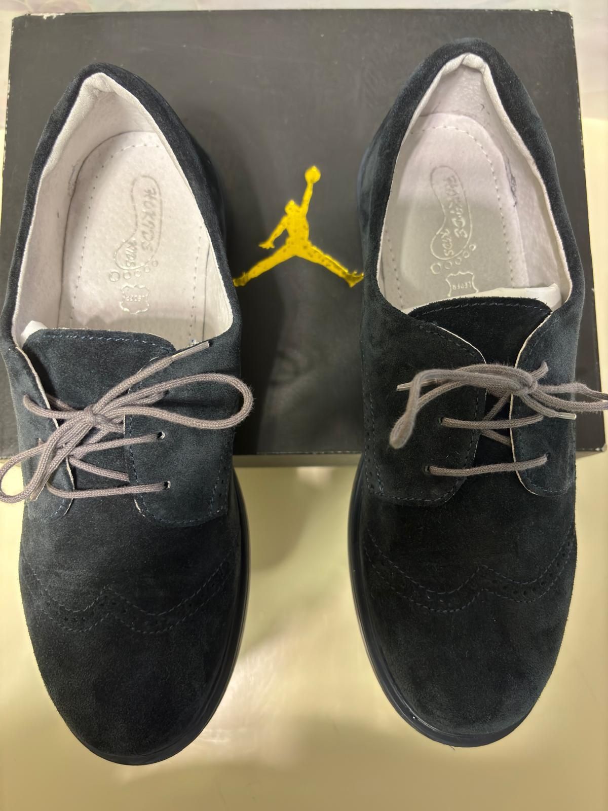 Pantofi piele întoarsă măsură 37