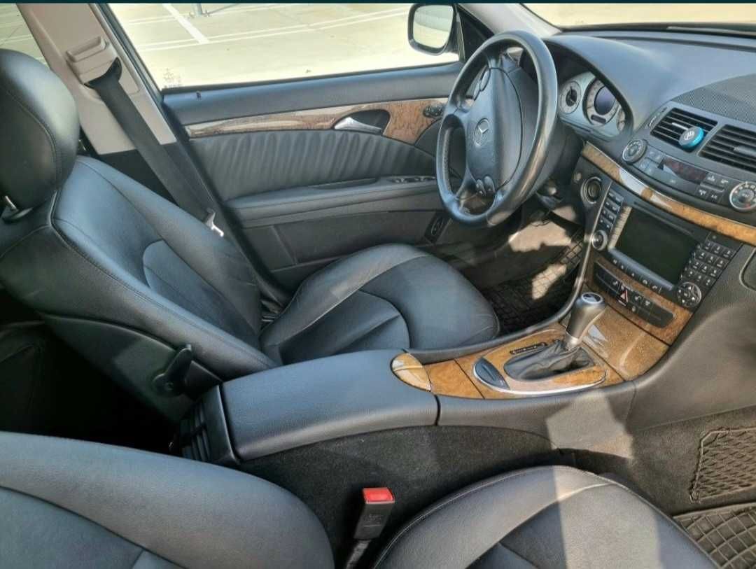 Mercedes w211 Avantgarde Clasa E 2008 // ca nouă