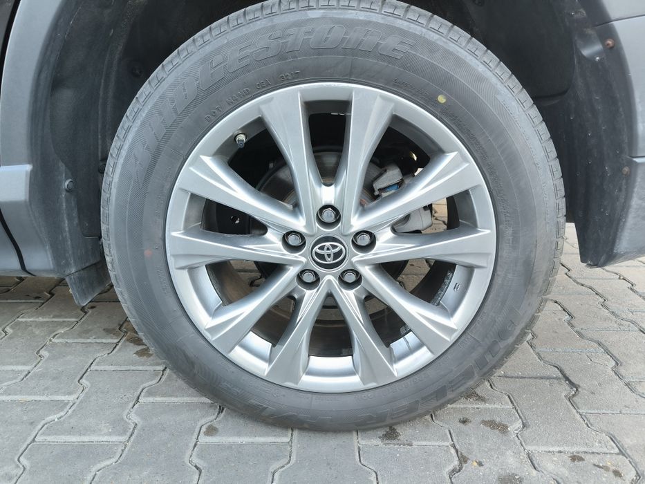Jante Toyota RAV4 18 + cauciucuri vara bridgestone