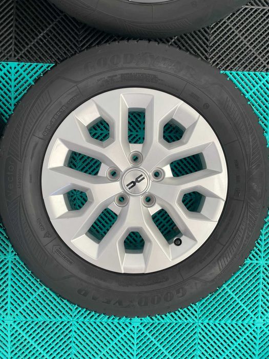 Set jante cu anvelope allseason 215 65 R16 Dacia Duster 2010-2023