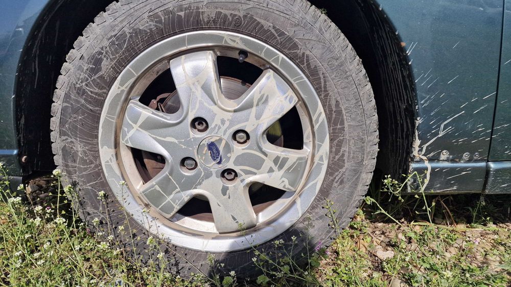 Vand jante originale ford cu gume M+S