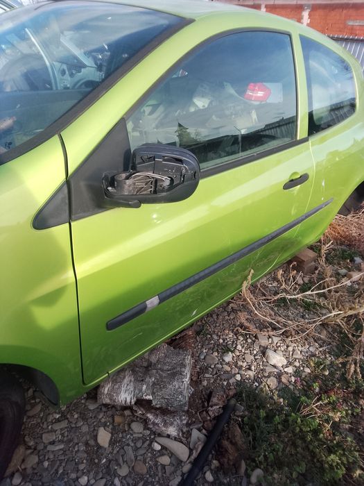 usa stanga fata renault clio 3 1.5 motorina 2008