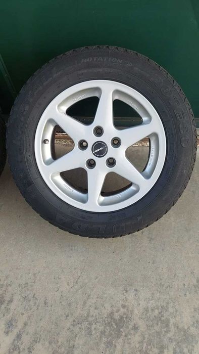 Гуми с джанти 215/65R16 за BMW