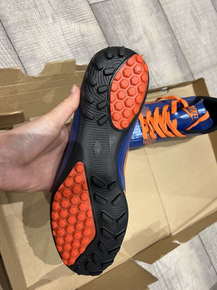 Футболни стойижки Nike