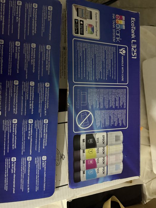 Нов принтер 3 в 1 цветен hp