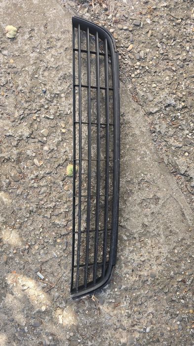 Piese VW Golf 6 trager aripa grila proiector